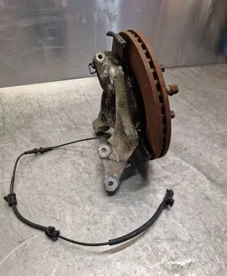 Opel Zafira C Front wheel hub spindle knuckle