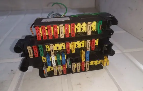 Citroen Xsara Picasso Fuse module