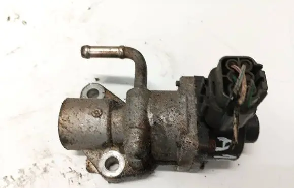 Ford Mondeo Mk III EGR valve 1s7g9d475af 1s7g-9d475-af