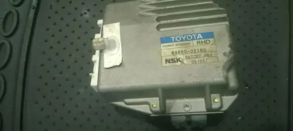Toyota Corolla E120 E130 Power steering control unit/module 8965002160 031037