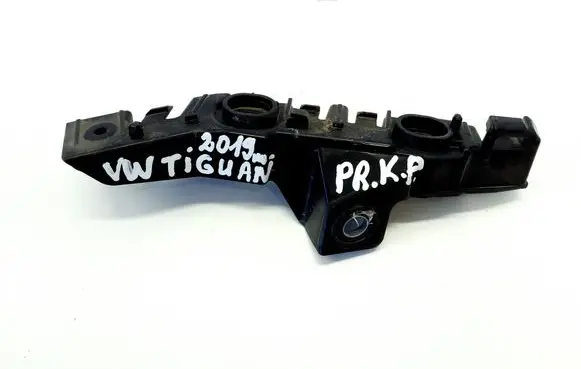 Volkswagen Tiguan Front bumper mounting bracket 5NA807049A