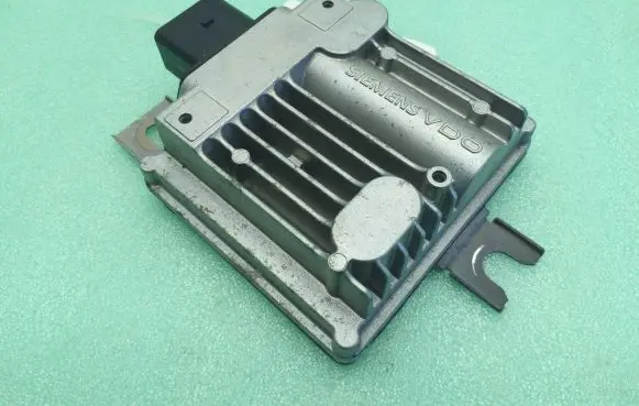 Porsche Panamera (970) Fuel injection pump control unit/module 7P0906093 A2C53355730