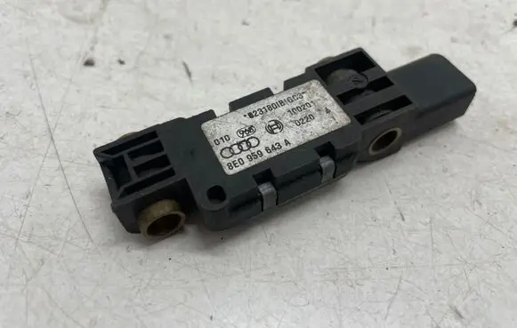 Audi A6 S6 C6 4F Airbag deployment crash/impact sensor 8E0959643A