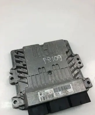 Peugeot 308 Engine control unit/module ECU 9676760880 S180123001E
