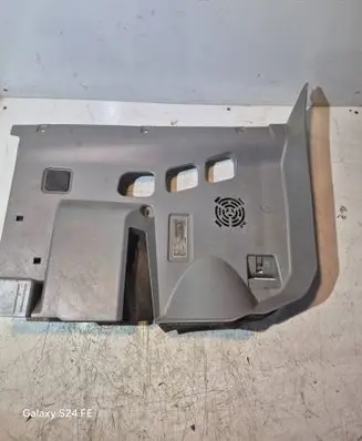 BMW 3 E90 E91 Dashboard lower bottom trim panel 7149812 7123739