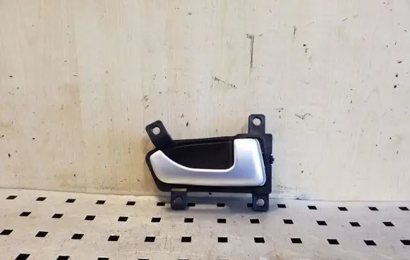 KIA Sportage Rear door interior handle 826203U000