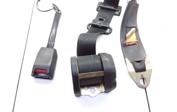 Jaguar XJS Front seatbelt 05814984 BBC1708
