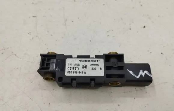 Audi A4 S4 B6 8E 8H Airbag deployment crash/impact sensor 8E0959643A