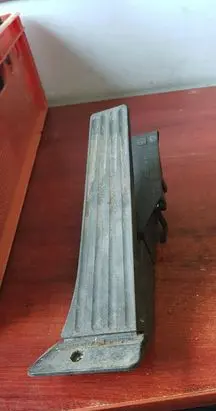 BMW 1 E81 E87 Accelerator throttle pedal 6786589