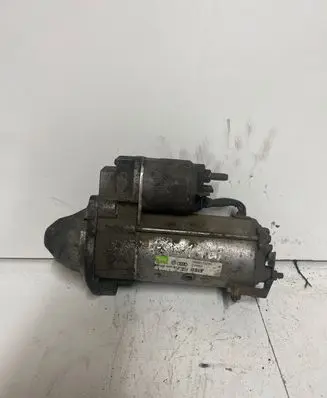 Volkswagen PASSAT B5.5 Starter motor 068911024E D7R33 1012020054