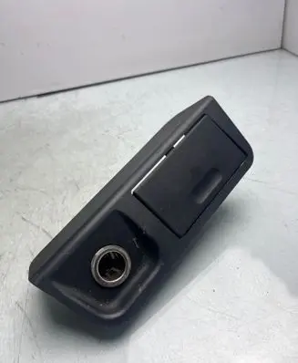 BMW Z3 E36 Ashtray (front) 8146480 2492154