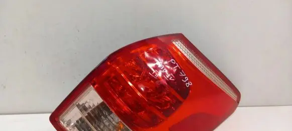 Toyota Avensis T270 Rear/tail lights