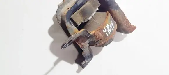 Toyota Corolla E120 E130 Engine mount bracket