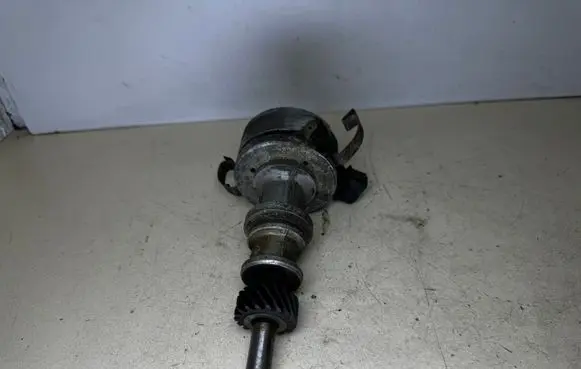 Ford Sierra Spark distributor 0237520009 85HF12100DA