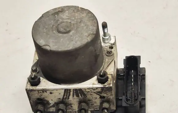 Nissan Primera ABS Pump 0265800308 2920630