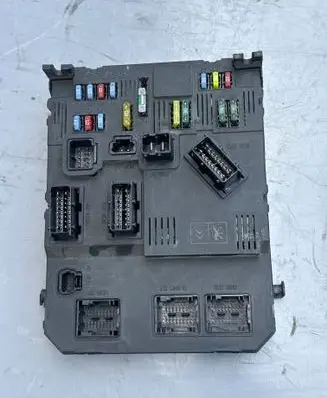 Peugeot 407 Comfort/convenience module S120104700K 9655221080