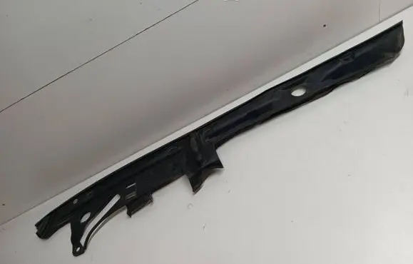 BMW 5 G30 G31 Other engine bay part 7349606