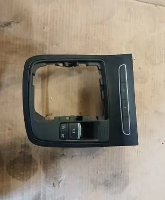 Renault Scenic IV - Grand scenic IV Gear shifter surround trim plastic 968334533R
