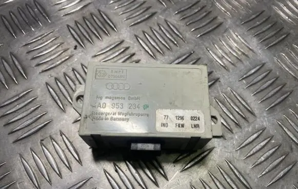 Audi A6 S6 C5 4B Immobilizer control unit/module 4A0953234 7712960224 G750491E