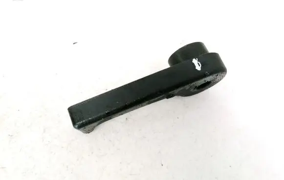 Hyundai i30 Engine bonnet (hood) release handle