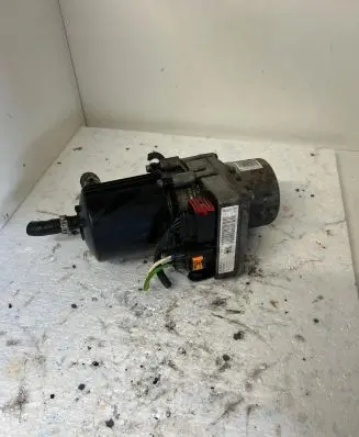 Peugeot 206+ Power steering pump 9671308280