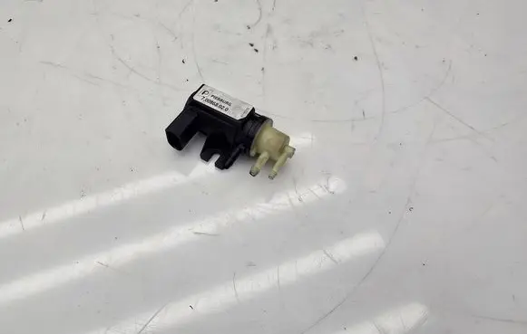 Volkswagen Crafter Turbo solenoid valve 700868020