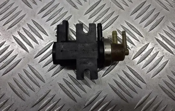 Citroen C4 Grand Picasso Vacuum valve 9661960380