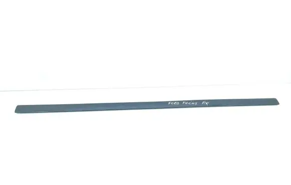 Ford Focus Front door trim (molding) 3M51R20938BC