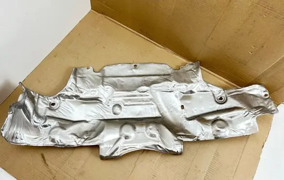 Bentley Flying Spur Heat shield in engine bay 3W0825621A
