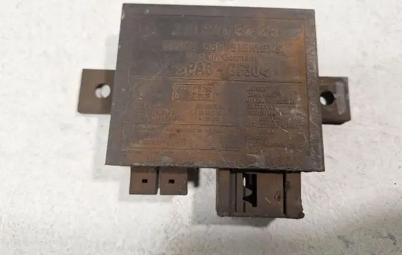 Mercedes-Benz E W210 Immobilizer control unit/module 5WK4688 2108203226