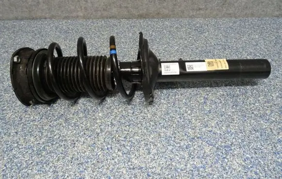 Volkswagen Golf VII Front shock absorber/damper