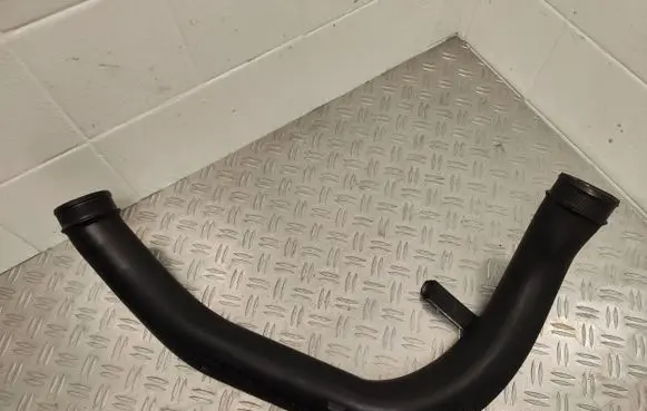 Volvo XC60 Intercooler hose/pipe 31355268