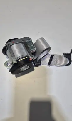Volvo XC90 Rear seatbelt 630015800