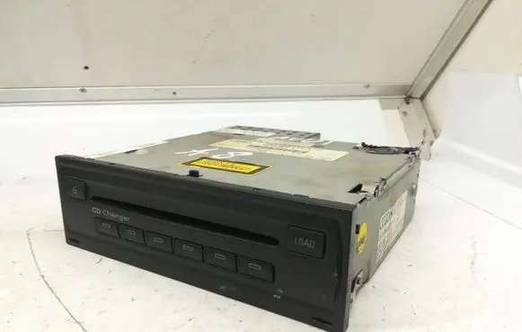 Audi A8 S8 D3 4E Radio/CD/DVD/GPS head unit 4E0035110A