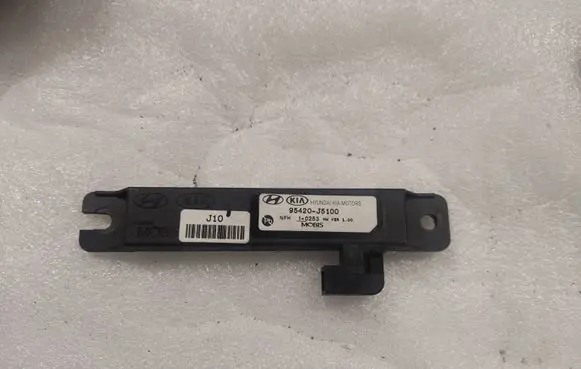 KIA Stinger Aerial antenna amplifier 95420J5100 10253