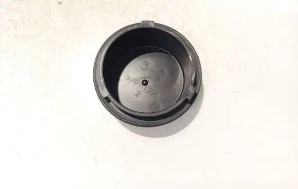 Hyundai Santa Fe Headlight/headlamp dust cover 