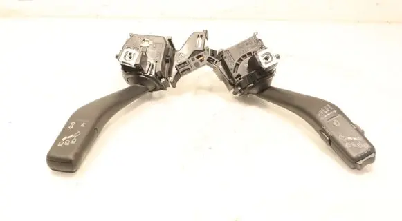 Skoda Octavia Mk2 (1Z) Light switch