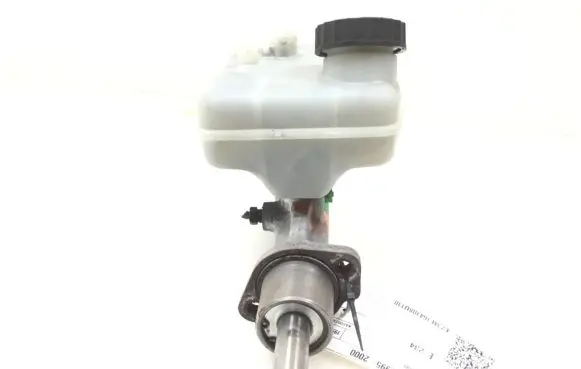 Master brake cylinder
