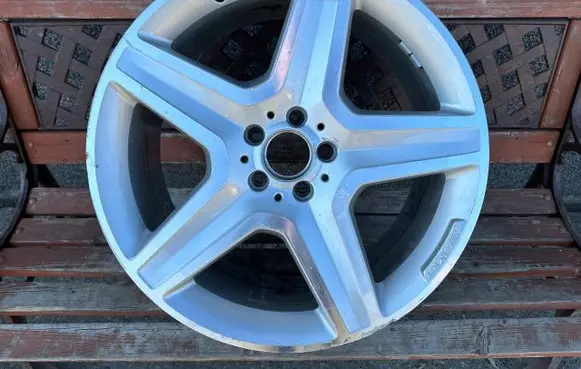 Mercedes-Benz ML AMG W166 R20 alloy rim 