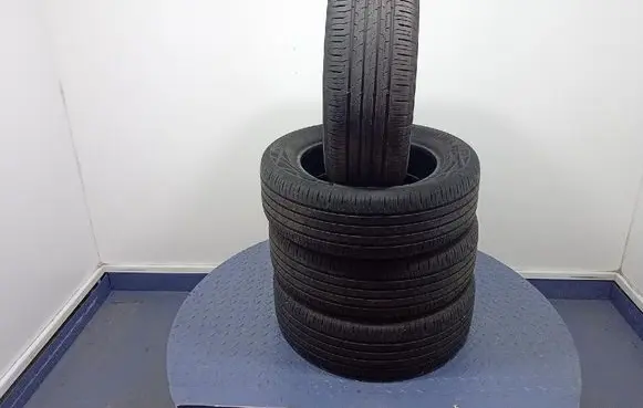 Renault Captur R17 summer tire 4019238056624