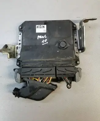Toyota Prius (XW30) Engine control unit/module 8966147280 2753007394