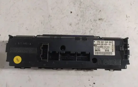 Volkswagen Touareg II Climate control unit 7P6907040BA 5HB01043391