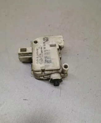 Volkswagen Golf IV Tailgate boot lock/latch motor 3B0959781A 7546022806