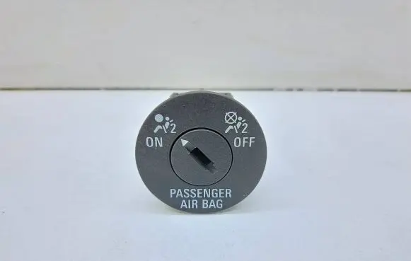 Opel Astra J Passenger airbag on/off switch 13268602