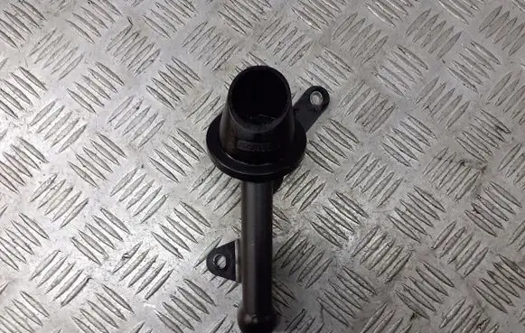 Ford Focus Oil sump strainer pipe 