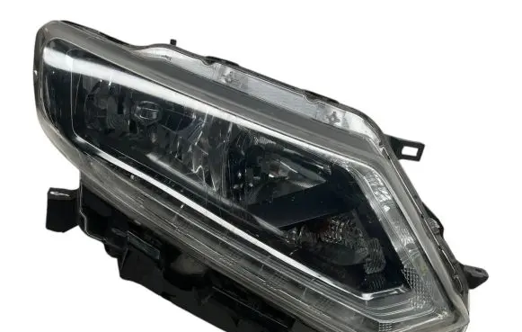 Nissan X-Trail T32 Headlight/headlamp 9922681017 0s394