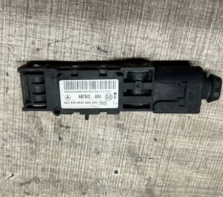 Mercedes-Benz CLK A209 C209 Airbag deployment crash/impact sensor A0028200826 48792005