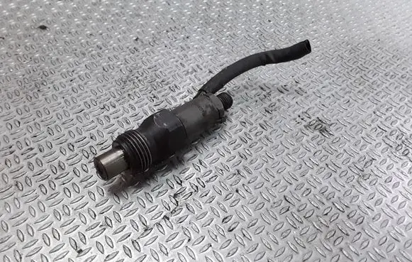 Volvo S40, V40 Fuel injector LCR6735401D