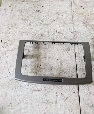 Volkswagen PASSAT B6 Radio/GPS head unit trim 3C0858069M