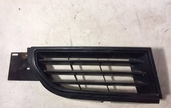 Mitsubishi Carisma Front grill MR914636 MR913904